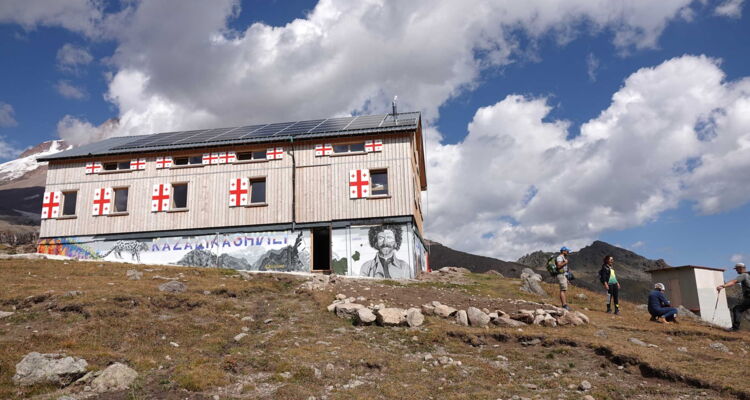 Berghütte Altihut am Kasbek