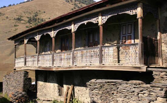Wohnhaus in Tuschetien, Georgien