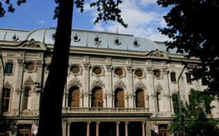 Rustaveli Theater, Sehenswürdigkeit Georgien