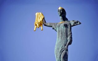 Medea Statue
