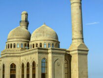 Rundreise Georgien, Armenien, Aserbaidschan 21 Tage – Juma Moschee