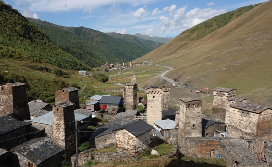 Wanderreisen Georgien - Türme von uschguli