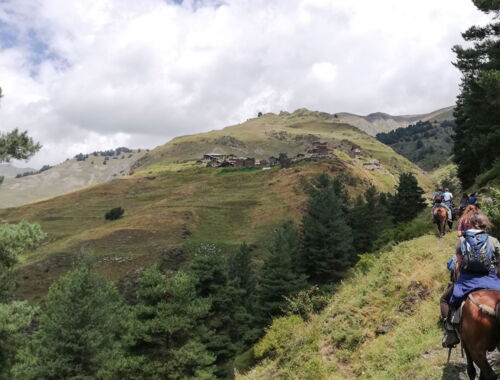 Trekking mit Pferden Georgien