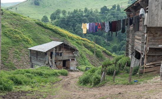 Georgien Reise Trekking Kleiner Kaukasus 6 Tage | Atscharien & Gurien Trekking Kleiner Kaukasus 6 Tage